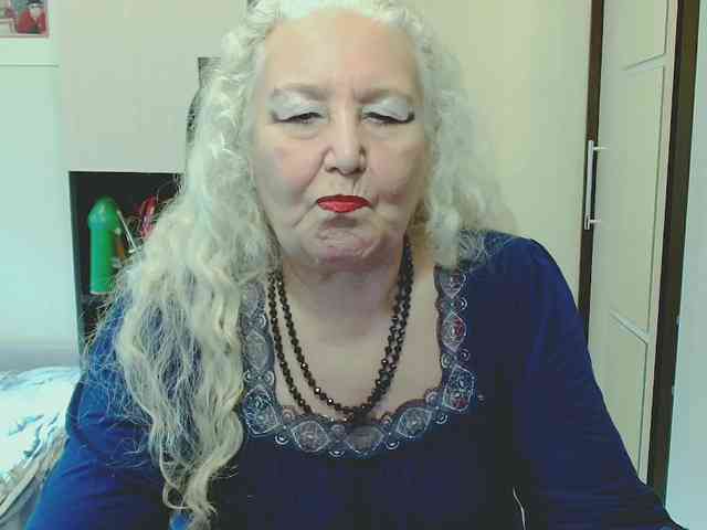 Model: GrannyWants