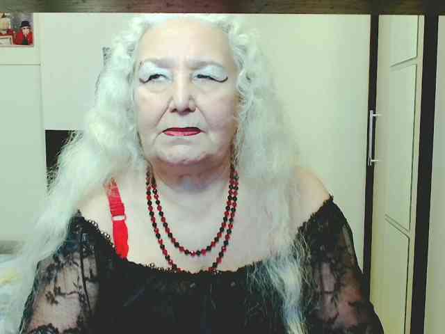 Model: GrannyWants