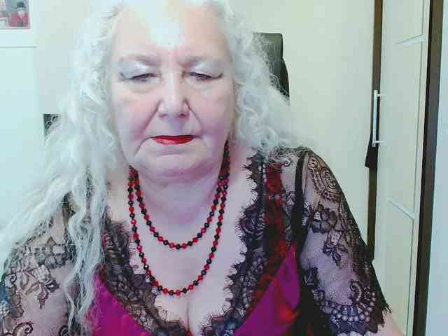 Model: GrannyWants