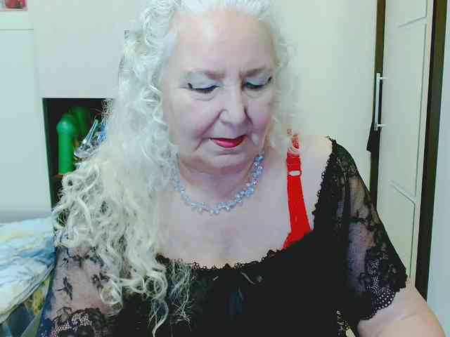 GrannyWants webcam