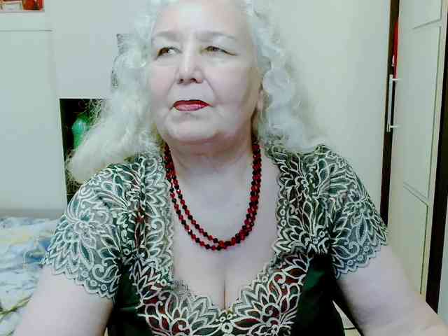 Model: GrannyWants