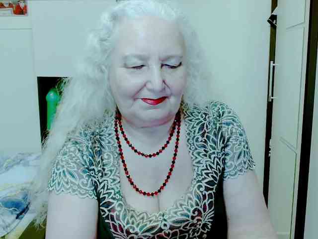 GrannyWants webcam