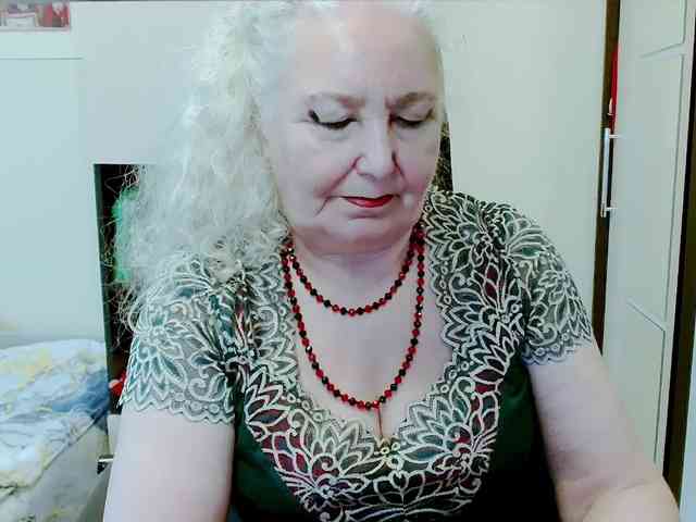 GrannyWants webcam