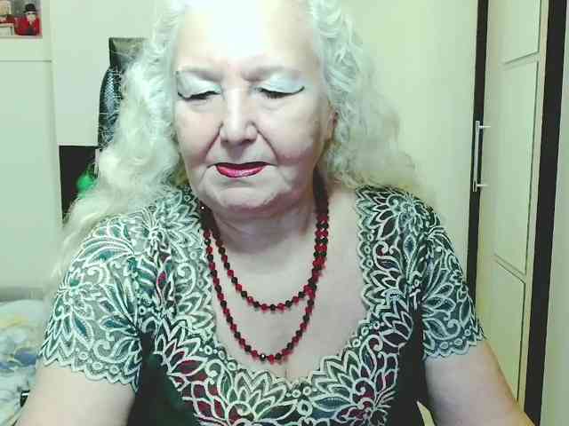 Model: GrannyWants