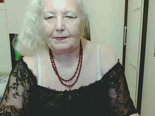 GrannyWants webcam