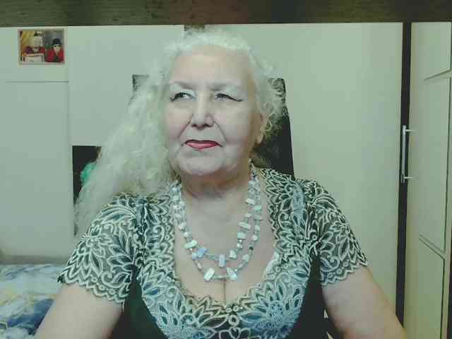 Model: GrannyWants