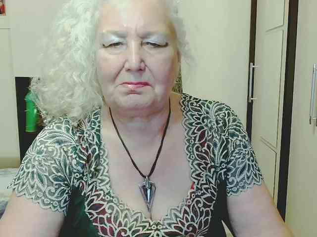 Model: GrannyWants