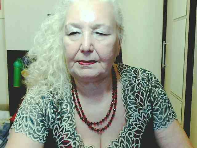 Model: GrannyWants