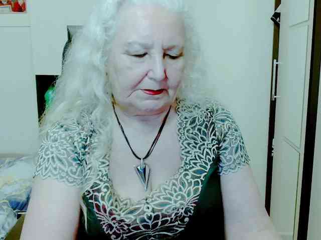 GrannyWants webcam