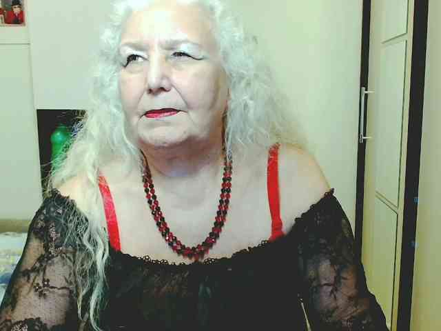 Model: GrannyWants