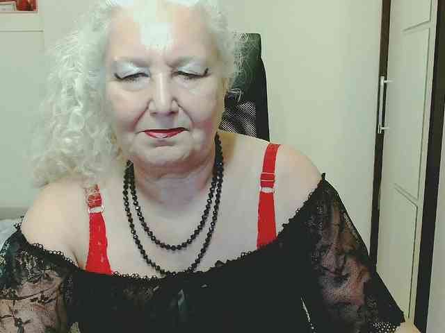 Model: GrannyWants
