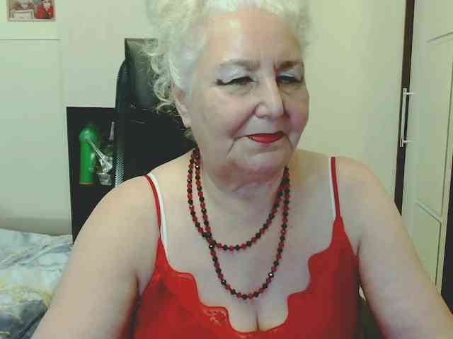 Model: GrannyWants
