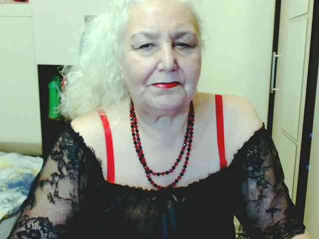 Model: GrannyWants