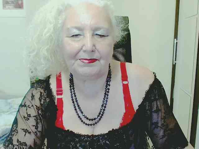 Model: GrannyWants