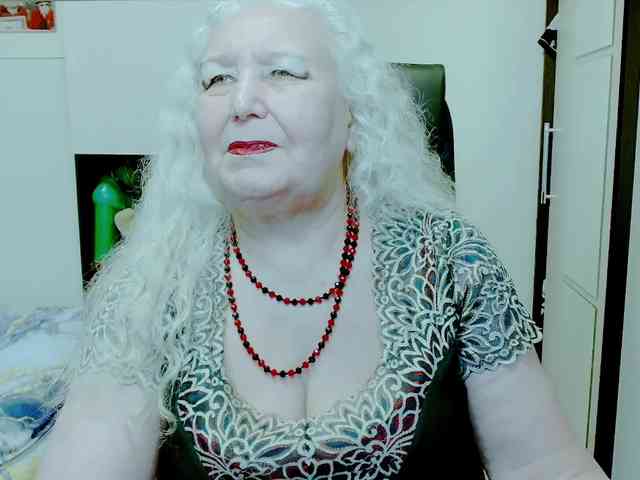 GrannyWants webcam