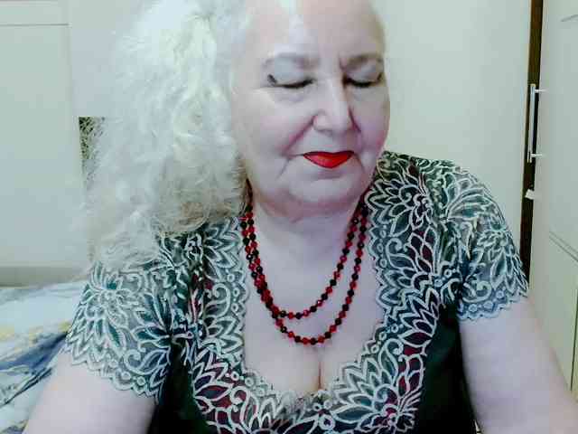 Model: GrannyWants