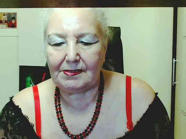 Model: GrannyWants
