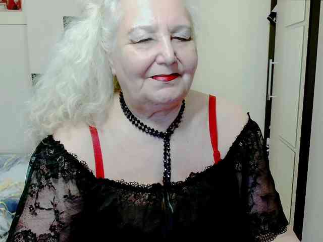 GrannyWants webcam
