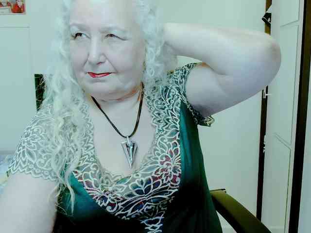 GrannyWants webcam