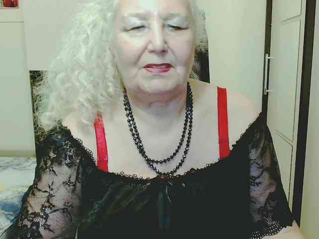 Model: GrannyWants