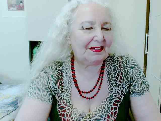 GrannyWants webcam
