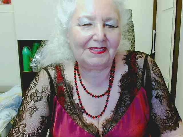 GrannyWants webcam