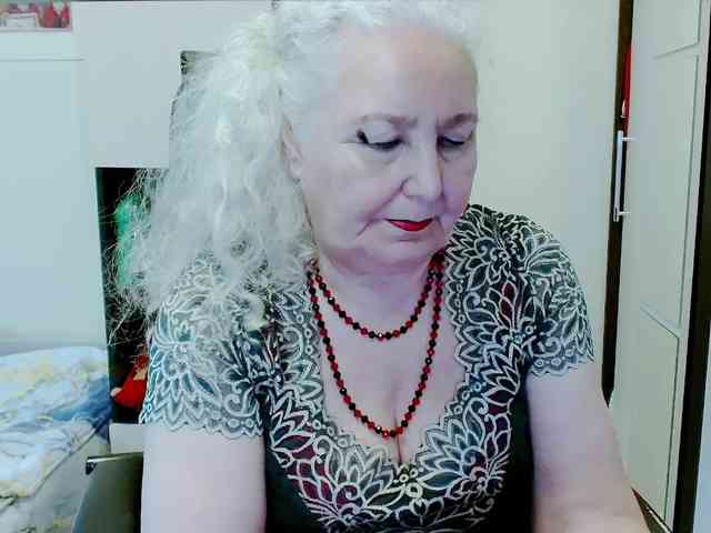 GrannyWants webcam