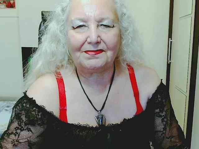 GrannyWants webcam