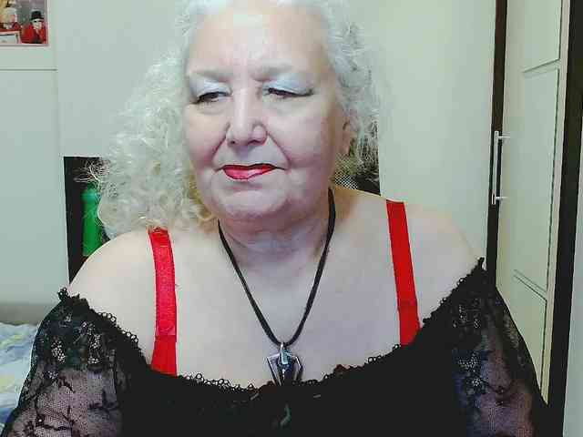 Model: GrannyWants