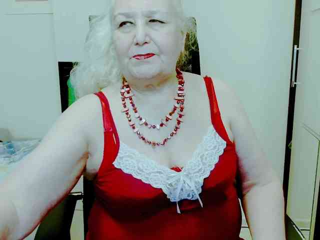 Model: GrannyWants