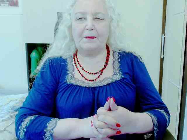 Model: GrannyWants