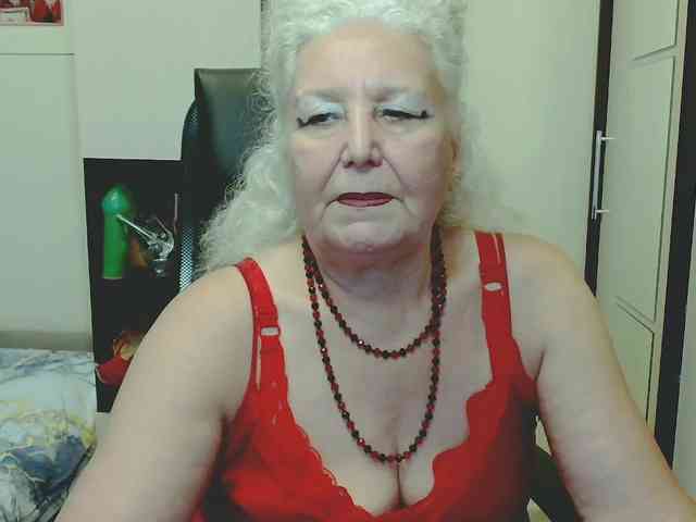 Model: GrannyWants