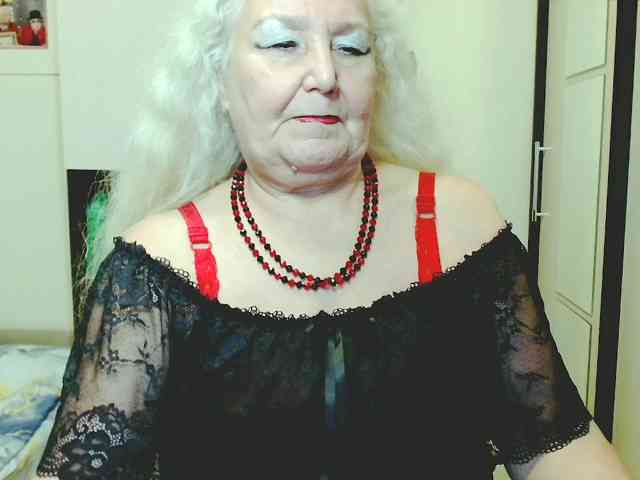 Model: GrannyWants