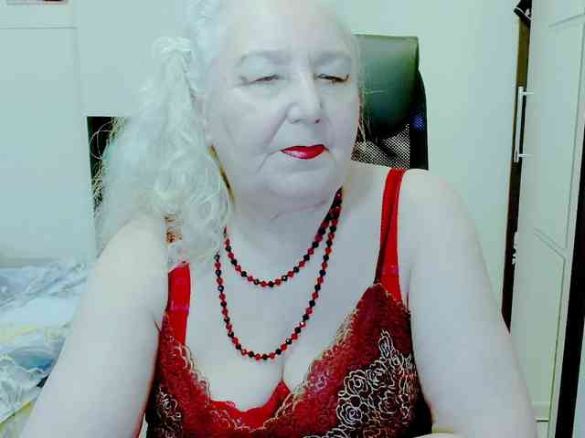 Model: GrannyWants