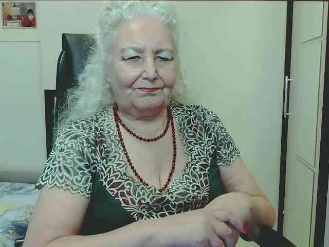 Model: GrannyWants