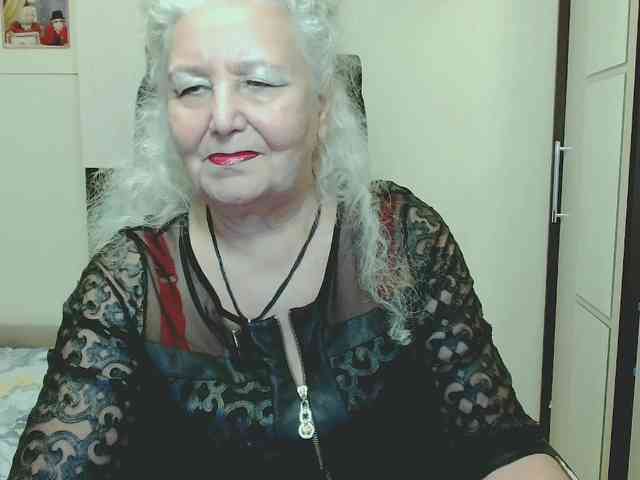 Model: GrannyWants