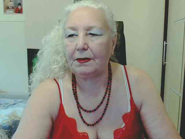 Model: GrannyWants
