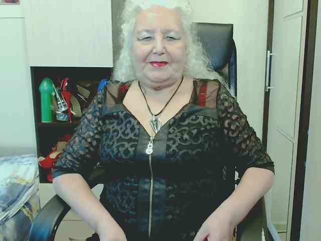 Model: GrannyWants