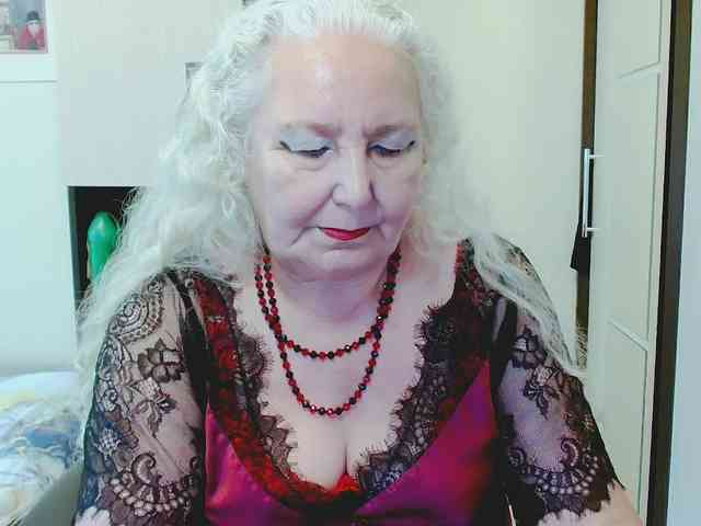 Model: GrannyWants