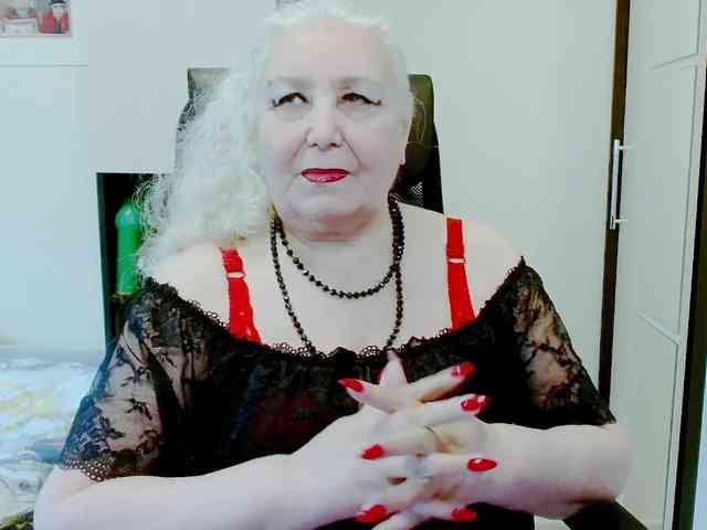 Model: GrannyWants
