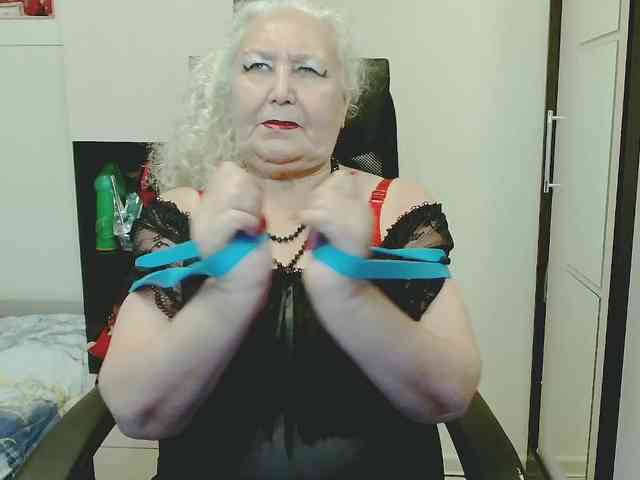 Model: GrannyWants