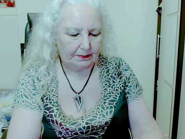 GrannyWants webcam