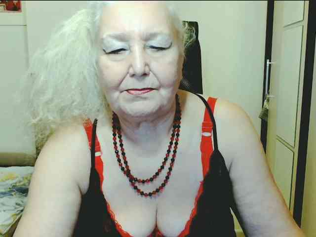 Model: GrannyWants