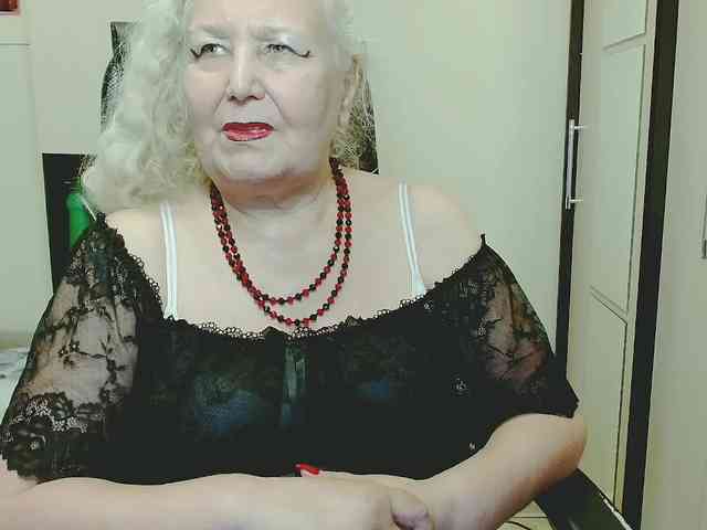 Model: GrannyWants