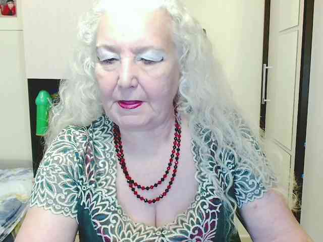 GrannyWants webcam