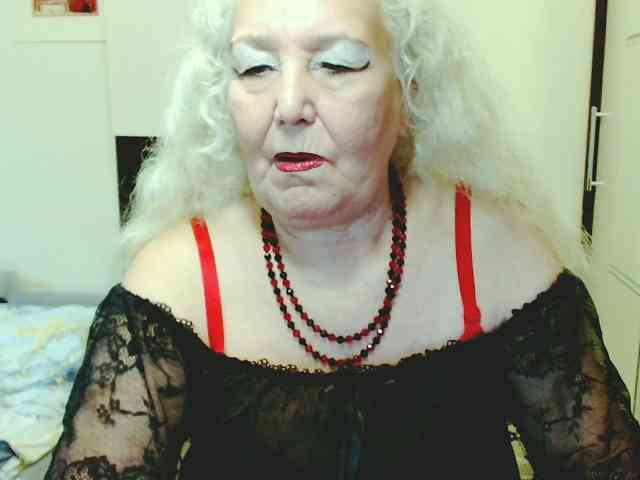 Model: GrannyWants