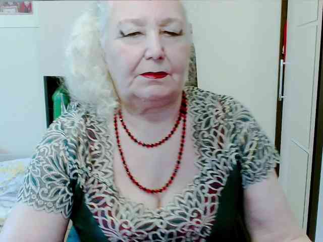 Model: GrannyWants