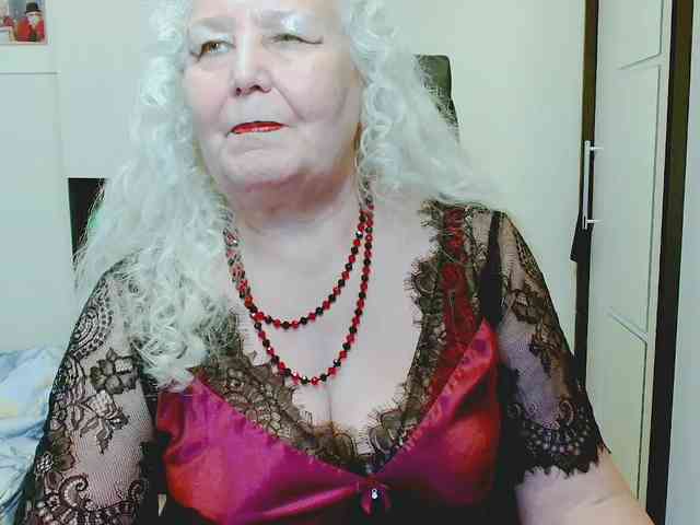 Model: GrannyWants