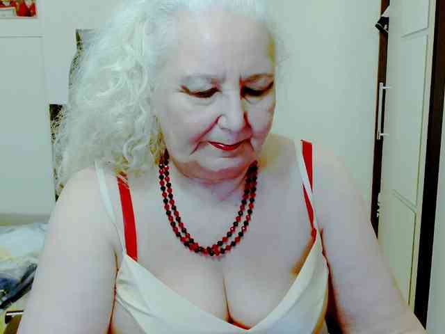 GrannyWants webcam