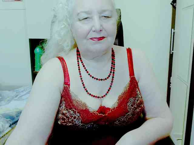 GrannyWants webcam